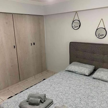 Olas 1-Bedroom Apartment Near The Center Of Афіни Екстер'єр фото